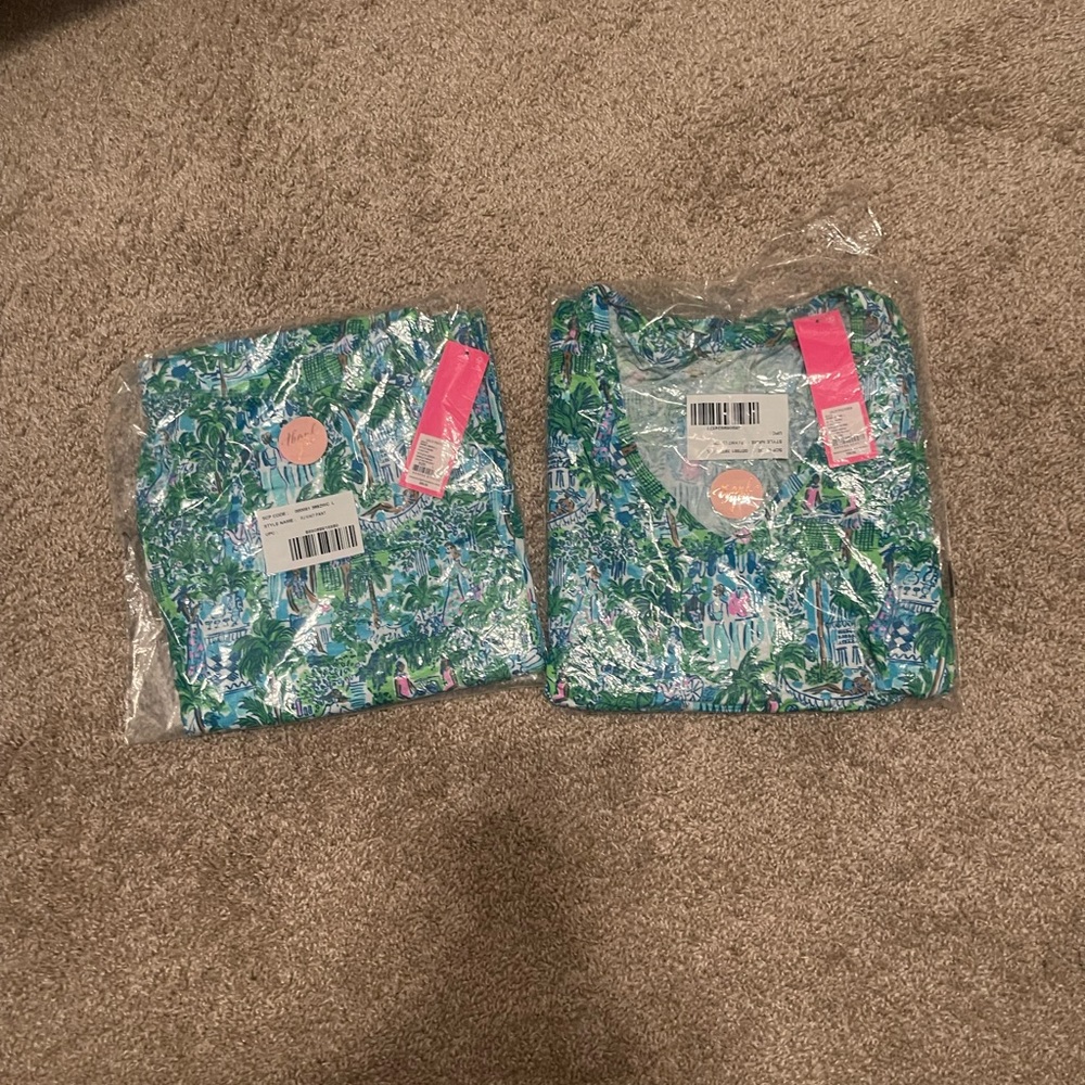 🆕 Lilly Pulitzer Pajama Set in Sprout Green Lilly on Holiday- Large